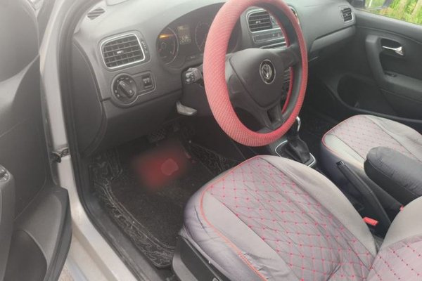 Volkswagen Polo 2014, 61100 км, за 5512 USD - фото 13