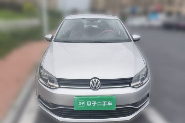 Volkswagen Polo 2014, 61100 км, за 5512 USD