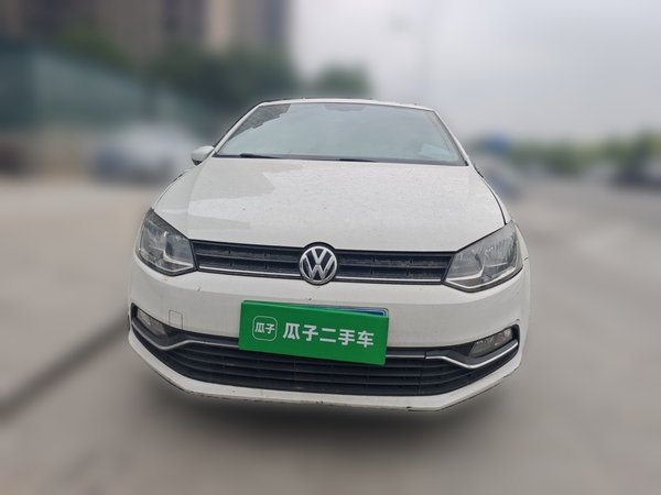 Volkswagen Polo 2014, 104800 км, за 3524 USD