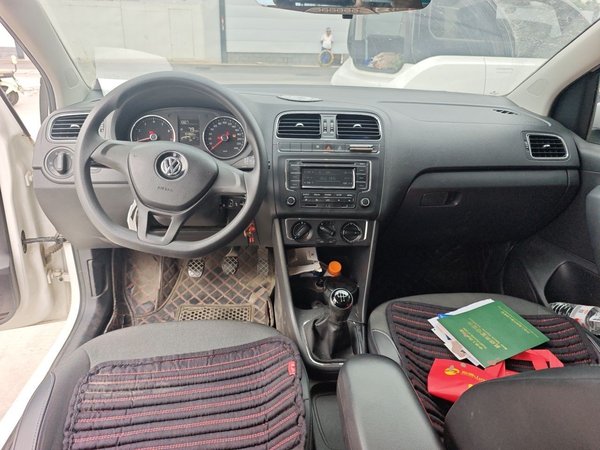 Volkswagen Polo 2014, 104800 км, за 3524 USD - фото 10