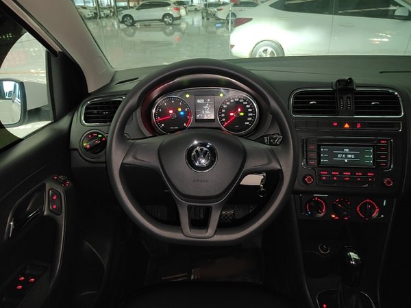 Volkswagen Polo 2014, 113200 км, за 5380 USD - фото 14