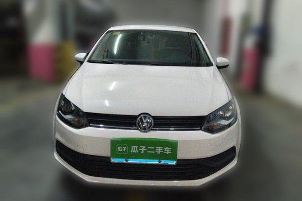 Volkswagen Polo 2014, 44200 км, за 3702 USD