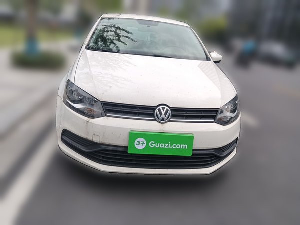Volkswagen Polo 2014, 71300 км, за 4367 USD