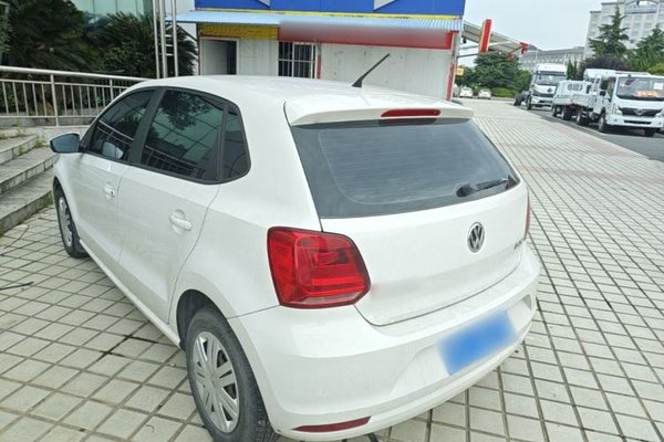 Volkswagen Polo 2014, 77400 км, за 4665 USD