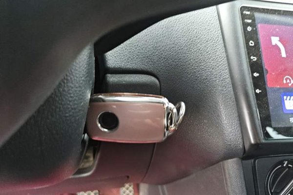 Volkswagen Polo 2014, 77400 км, за 4665 USD - фото 23