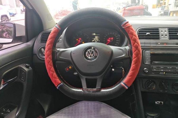 Volkswagen Polo 2014, 87900 км, за 4421 USD - фото 9