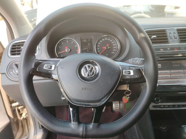 Volkswagen Polo 2014, 171900 км, за 6031 USD - фото 12