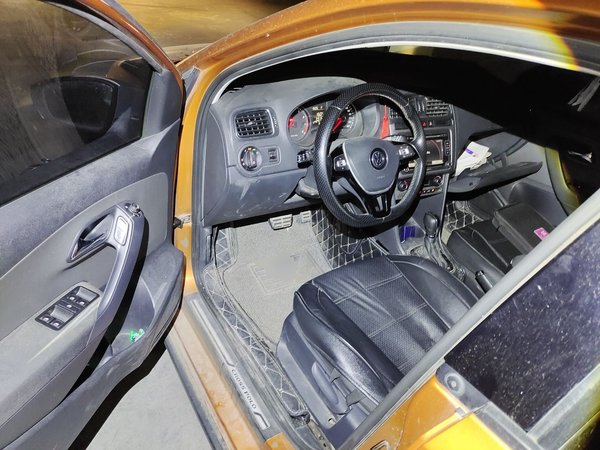 Volkswagen Polo 2014, 64000 км, за 4824 USD - фото 16