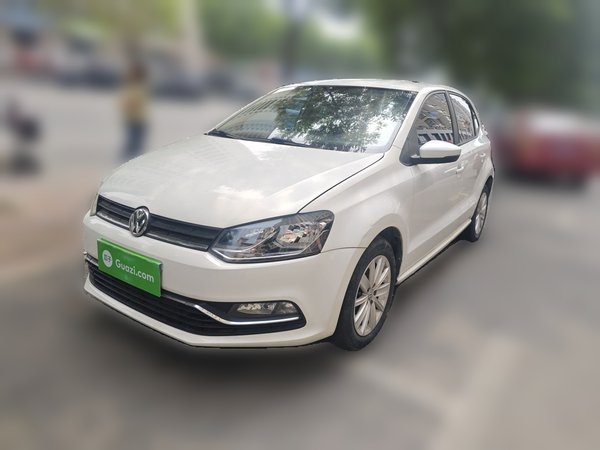 Volkswagen Polo · 2014 год