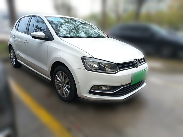 Volkswagen Polo 2014, 145400 км, за 5392 USD