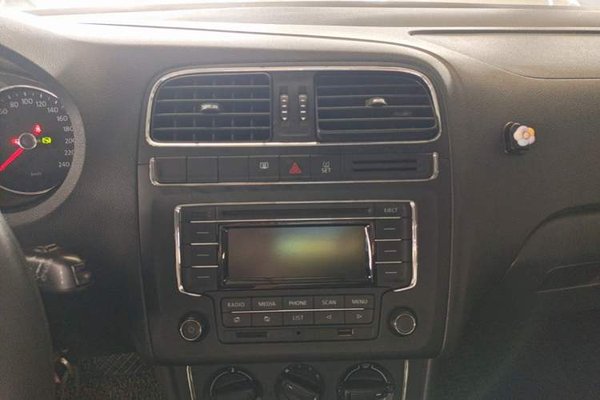 Volkswagen Polo 2014, за 5760 USD - фото 16