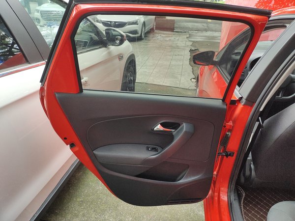 Volkswagen Polo 2016, 66500 км, за 5806 USD - фото 26