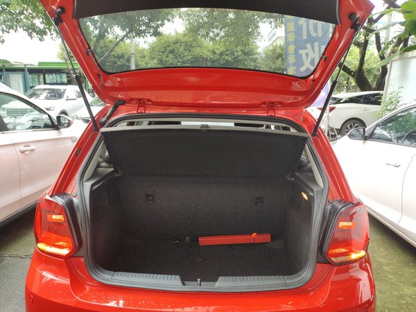 Volkswagen Polo 2016, 66500 км, за 5806 USD - фото 18