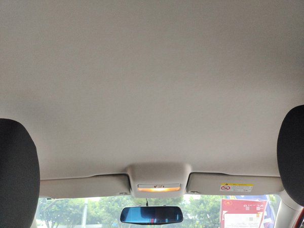 Volkswagen Polo 2016, 66500 км, за 5806 USD - фото 17