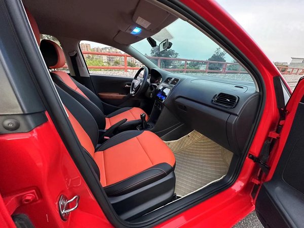 Volkswagen Polo 2016, 91100 км, за 4846 USD - фото 16