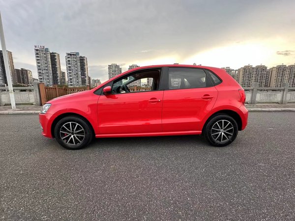 Volkswagen Polo 2016, 91100 км, за 4846 USD - фото 11