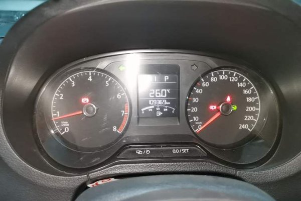 Volkswagen Polo 2016, 109300 км, за 6051 USD - фото 11