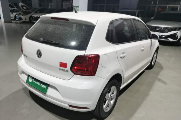 Volkswagen Polo 2016, 109300 км, за 6051 USD