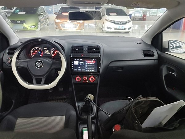 Volkswagen Polo 2016, 24100 км, за 6658 USD - фото 13