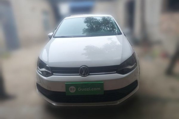 Volkswagen Polo 2016, 36400 км, за 4206 USD