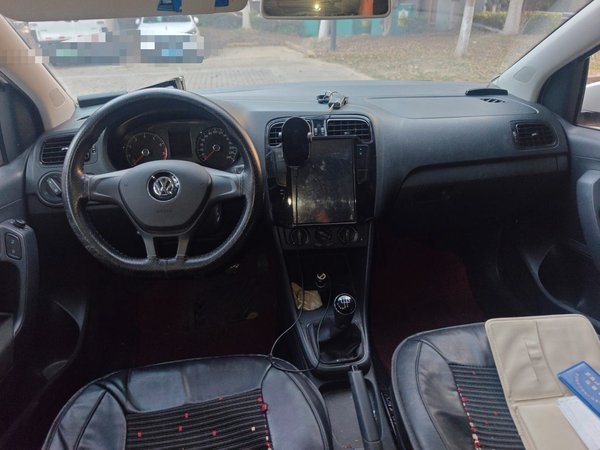 Volkswagen Polo 2016, 41100 км, за 4717 USD - фото 10
