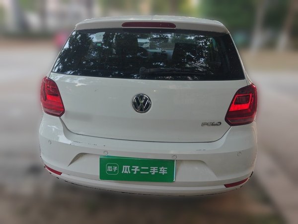 Volkswagen Polo 2016, 41100 км, за 4717 USD