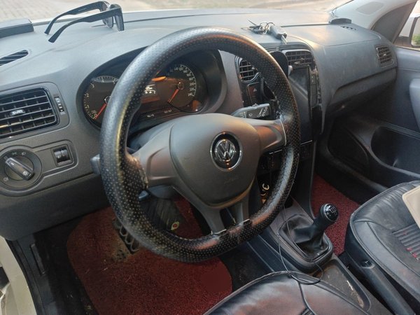 Volkswagen Polo 2016, 41100 км, за 4717 USD - фото 11