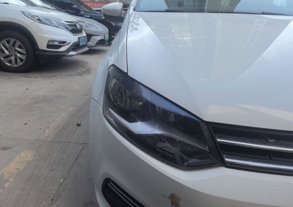 Volkswagen Polo 2016, 59800 км, за 7983 USD