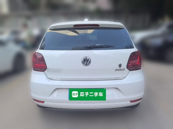 Volkswagen Polo 2016, 59800 км, за 7096 USD