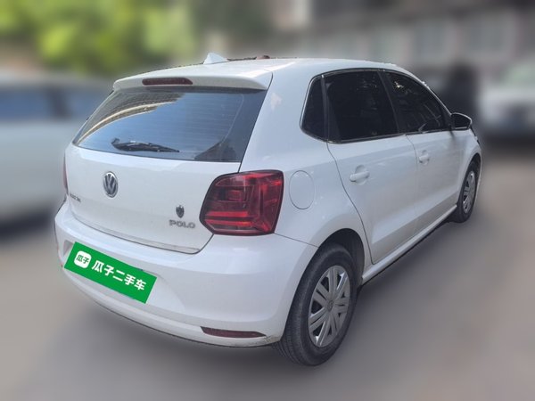 Volkswagen Polo 2016, 59800 км, за 7096 USD
