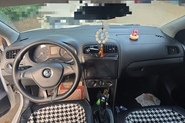 Volkswagen Polo 2016, 61100 км, за 4942 USD - фото 10