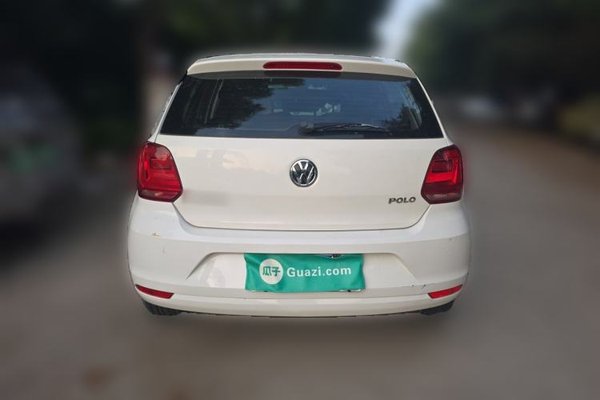 Volkswagen Polo 2016, 61100 км, за 4942 USD