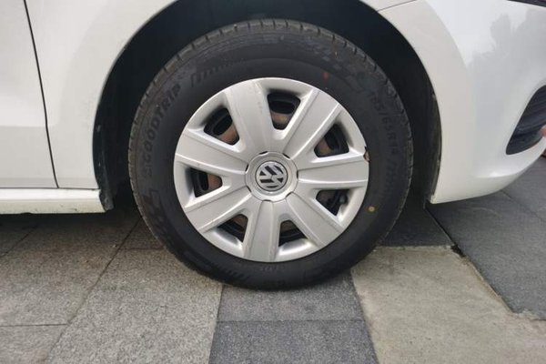 Volkswagen Polo 2016, 63000 км, за 5716 USD - фото 25