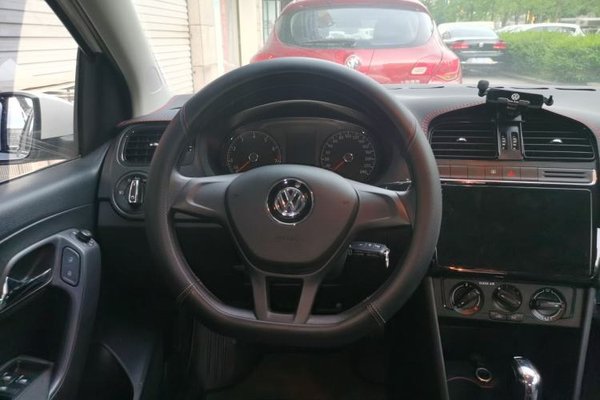 Volkswagen Polo 2016, 63000 км, за 5716 USD - фото 27