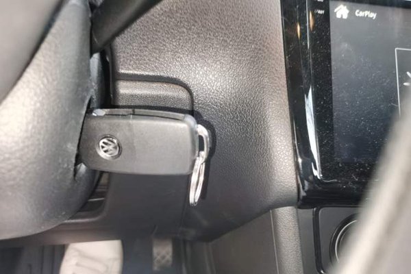 Volkswagen Polo 2016, 63000 км, за 5716 USD - фото 9