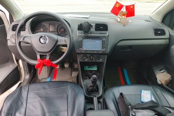 Volkswagen Polo 2016, 68300 км, за 5241 USD - фото 12