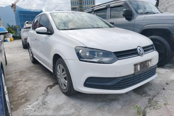 Volkswagen Polo 2016, 68300 км, за 5241 USD
