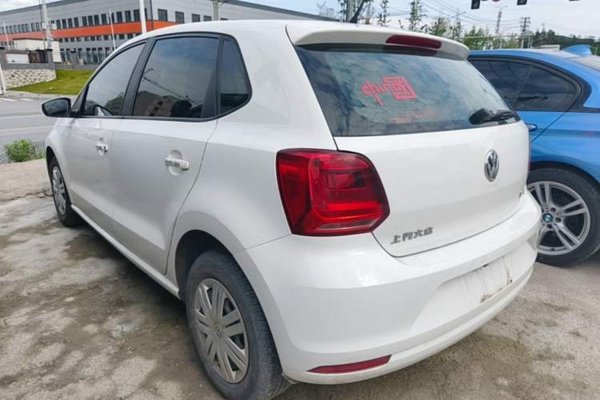 Volkswagen Polo 2016, 68300 км, за 5241 USD