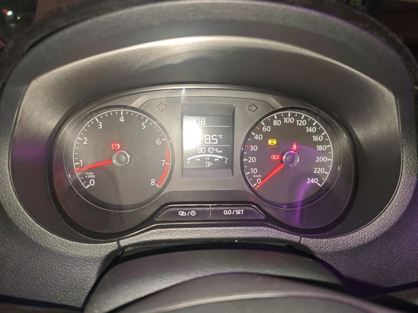 Volkswagen Polo 2016, 80100 км, за 4347 USD - фото 10