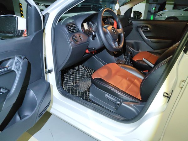 Volkswagen Polo 2016, 84200 км, за 4090 USD - фото 16