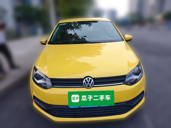 Volkswagen Polo 2016, 93900 км, за 5414 USD
