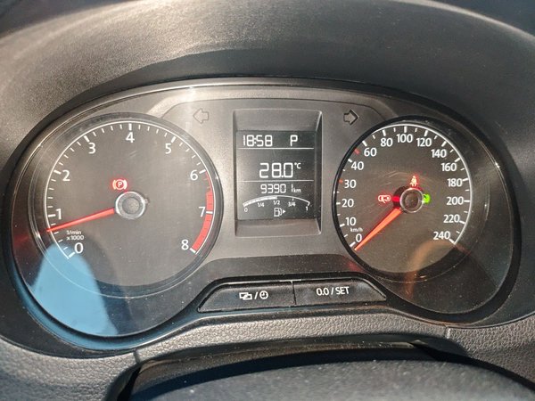 Volkswagen Polo 2016, 93900 км, за 5414 USD - фото 13