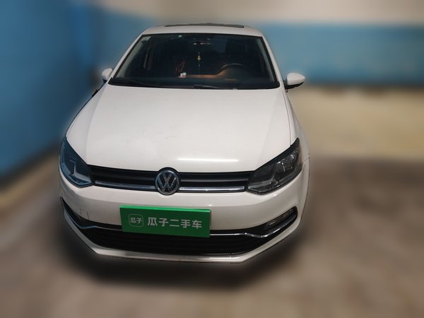 Volkswagen Polo 2016, 107400 км, за 6635 USD