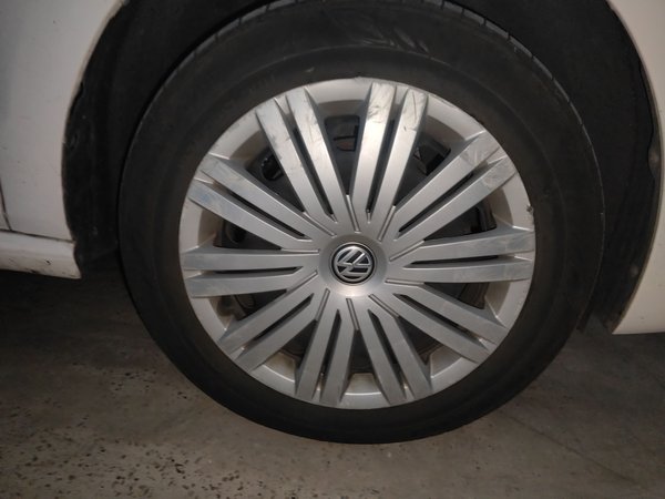 Volkswagen Polo 2016, 107400 км, за 6635 USD