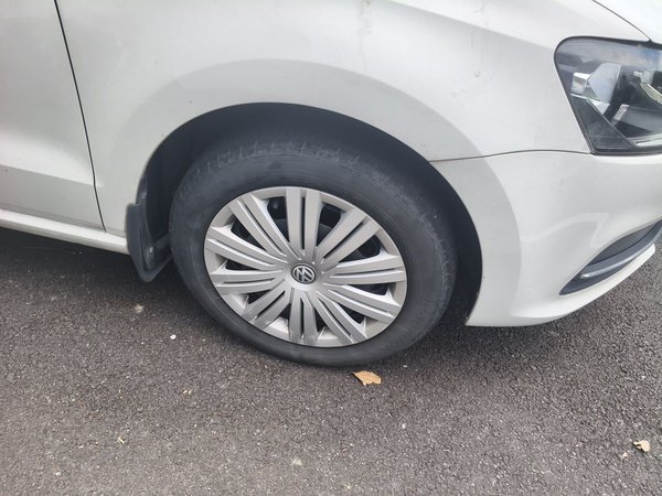Volkswagen Polo 2016, 27300 км, за 5211 USD - фото 8