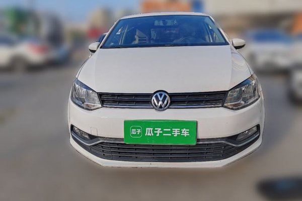 Volkswagen Polo 2016, 51600 км, за 5306 USD