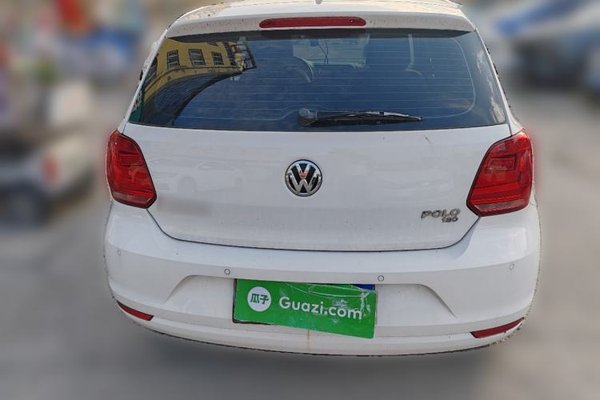 Volkswagen Polo 2016, 51600 км, за 5306 USD