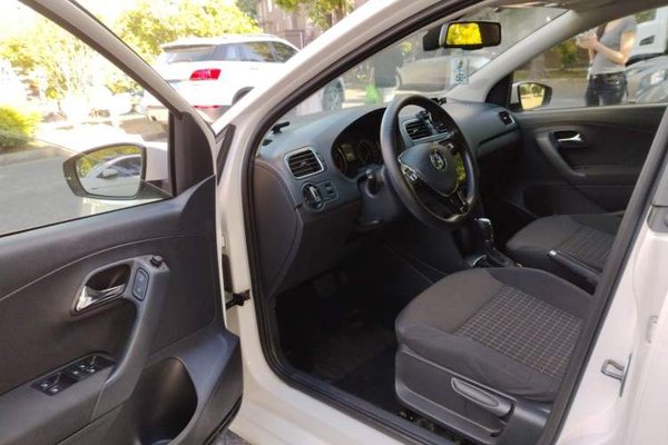 Volkswagen Polo 2016, 59000 км, за 4978 USD - фото 17