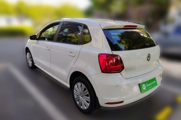 Volkswagen Polo 2016, 59000 км, за 4978 USD