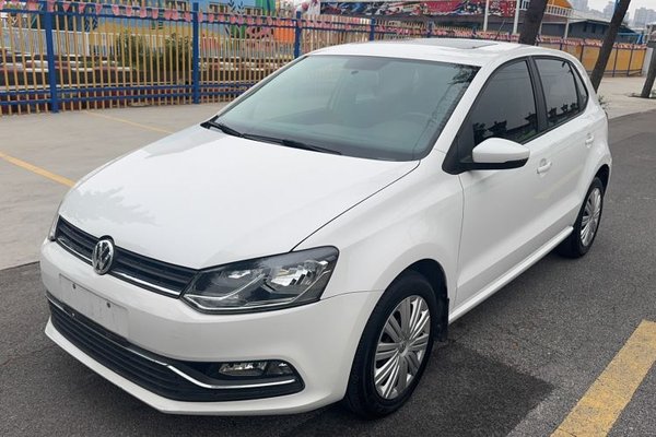 Volkswagen Polo · 2016 год